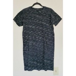 Club Monaco Women's Black & White Spacedye T-Shirt‎ Dress. Size M
